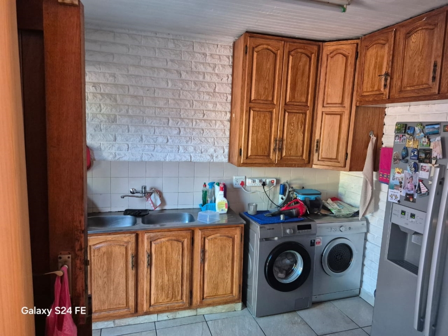 3 Bedroom Property for Sale in Safari Gardens North West